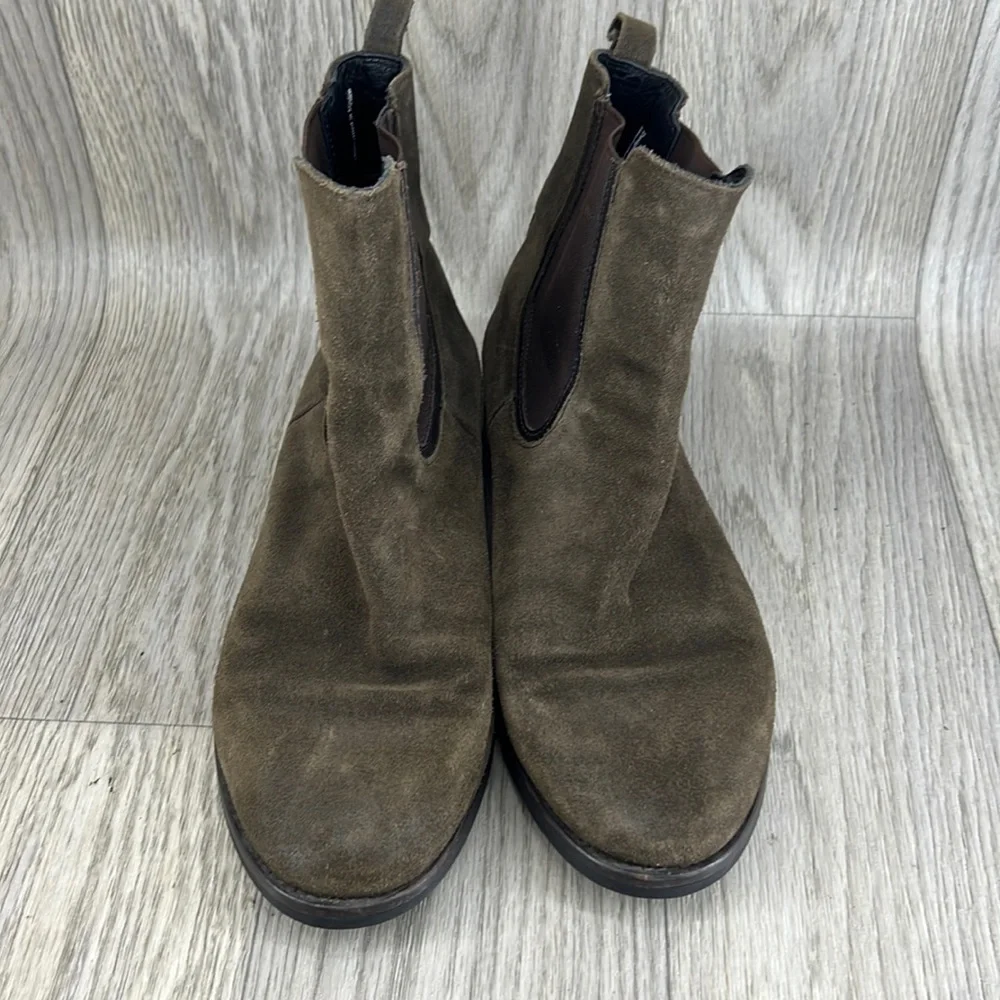 Thursday Boot Co. Duchess Boots (Chelsea Boots) - Picture 2 of 10